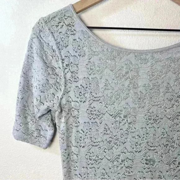 Free People Second Chance Scoop Back Stretch Lace Sheer Blouse Size Small - Picture 4 of 15